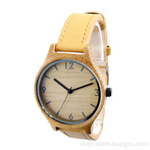 Simple but fashionable bamboo wooden watch for fashionable people